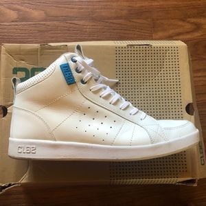 Clae Russell Sneakers